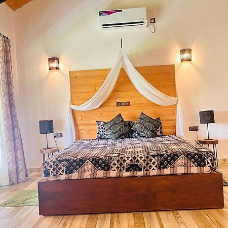 Blu Marine Nilaveli Hotel Trincomalee Kültér fotó