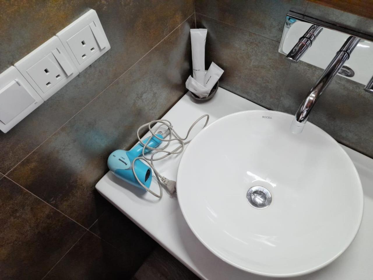 Blu Marine Nilaveli Hotel Trincomalee Kültér fotó