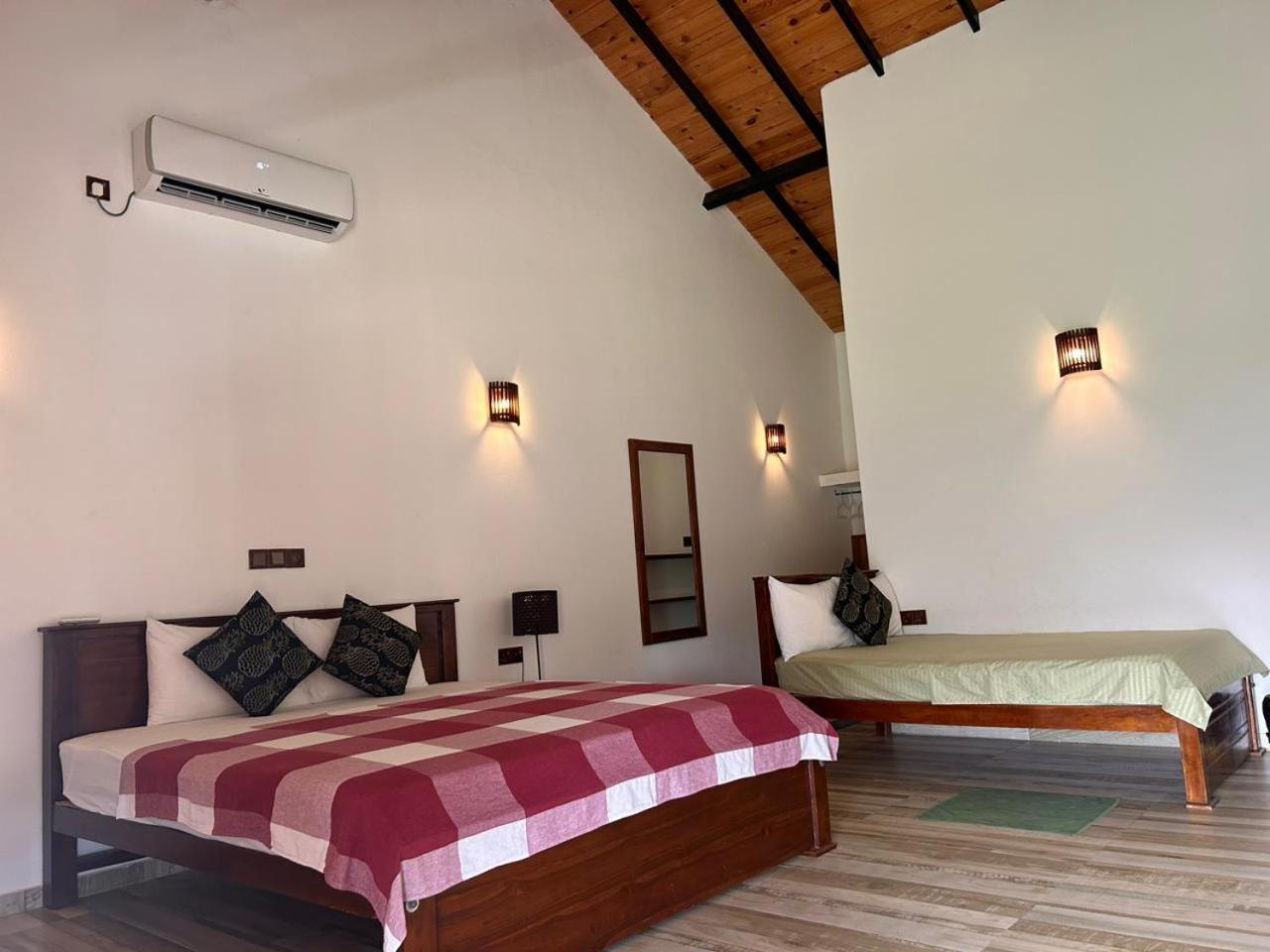 Blu Marine Nilaveli Hotel Trincomalee Kültér fotó